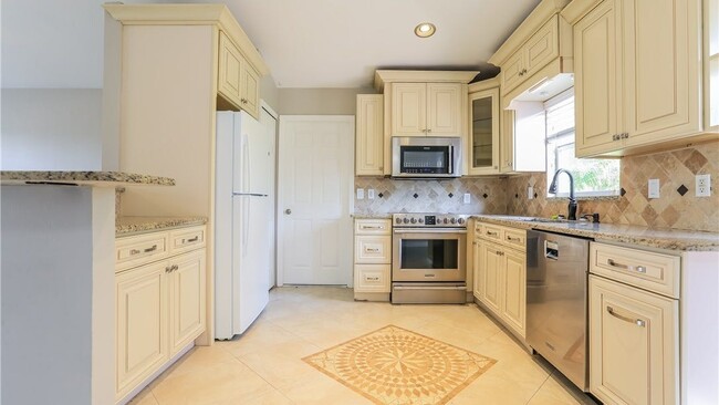 Building Photo - 4428 Kenvil Dr