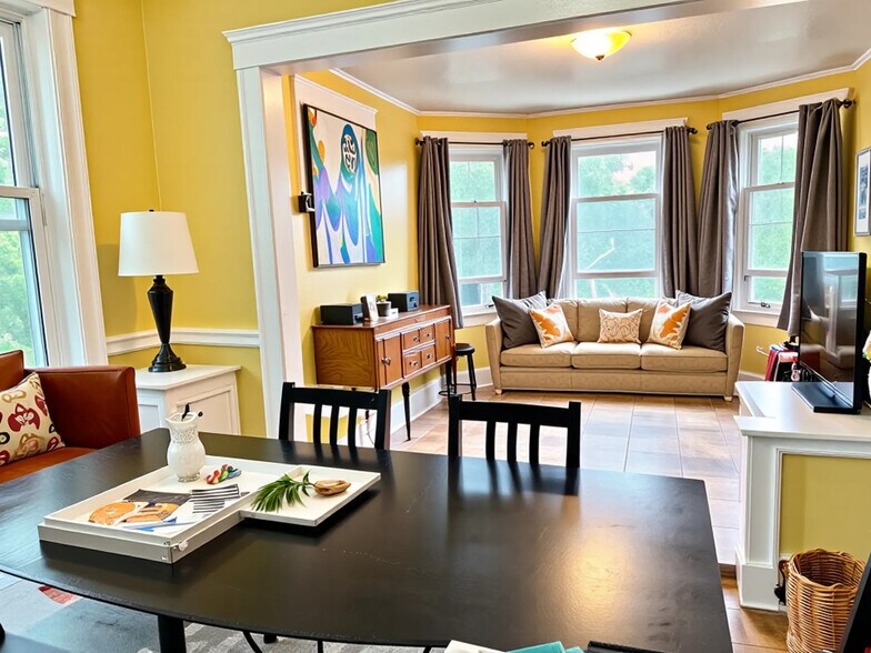 Primary Photo - 223-225 Summer St. Unit 3R