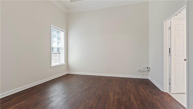 Building Photo - 4835 Silver Leaf Dr