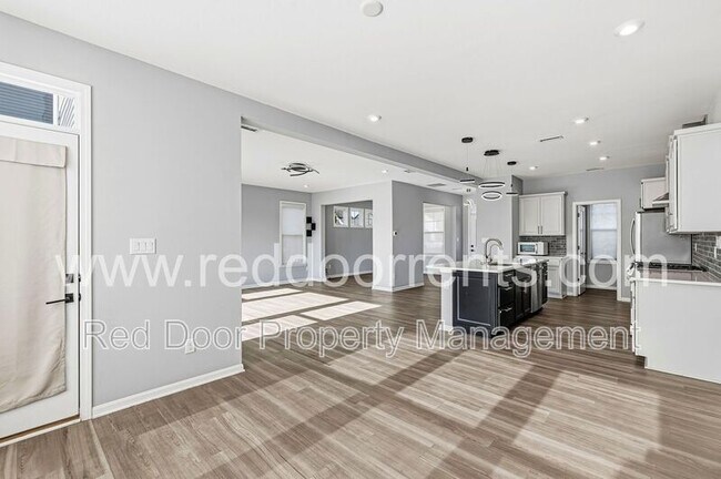 Building Photo - 7941 Nicoson Ln