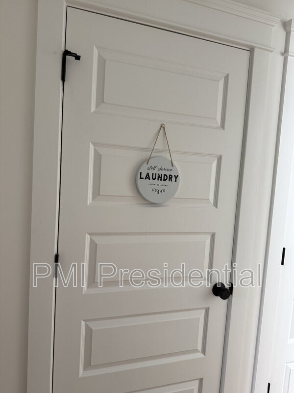 Building Photo - 1318 N 34th St