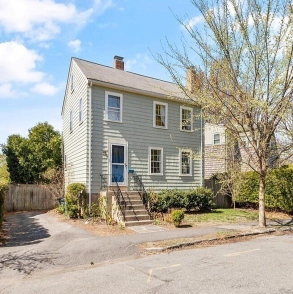 Building Photo - 7 Marrigan St