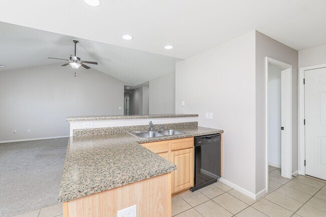 Building Photo - 5306 Silver Mill Dr