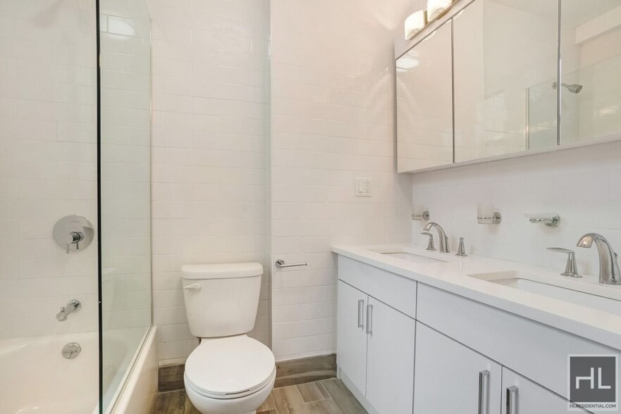 Building Photo - WEST 72 STREET