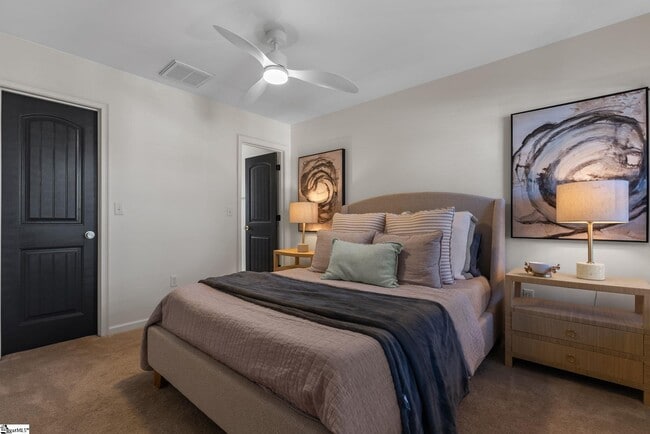 Building Photo - 7 Hamilton Ave