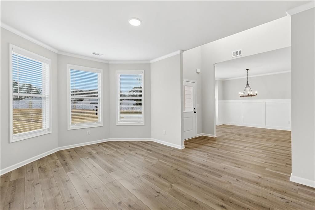 Building Photo - 2500 Sunny Hill Rd