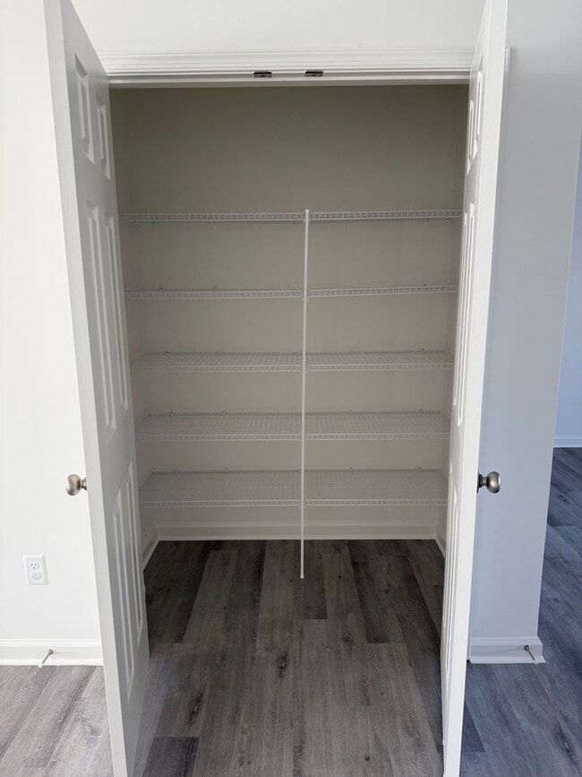 Building Photo - Darley Green townhome - 3 bedroom, 2.5 bathroom with 1 car garage - NEW CASTLE COUNTY WORKFORCE H...