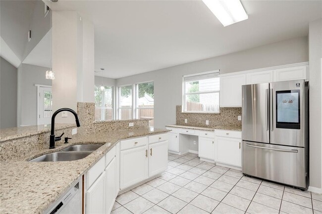 Building Photo - 8106 Longdraw Dr
