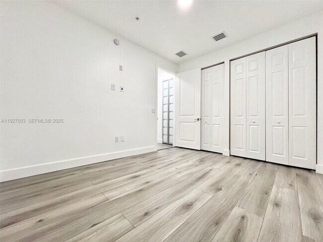 Building Photo - 2955 NW 126th Ave