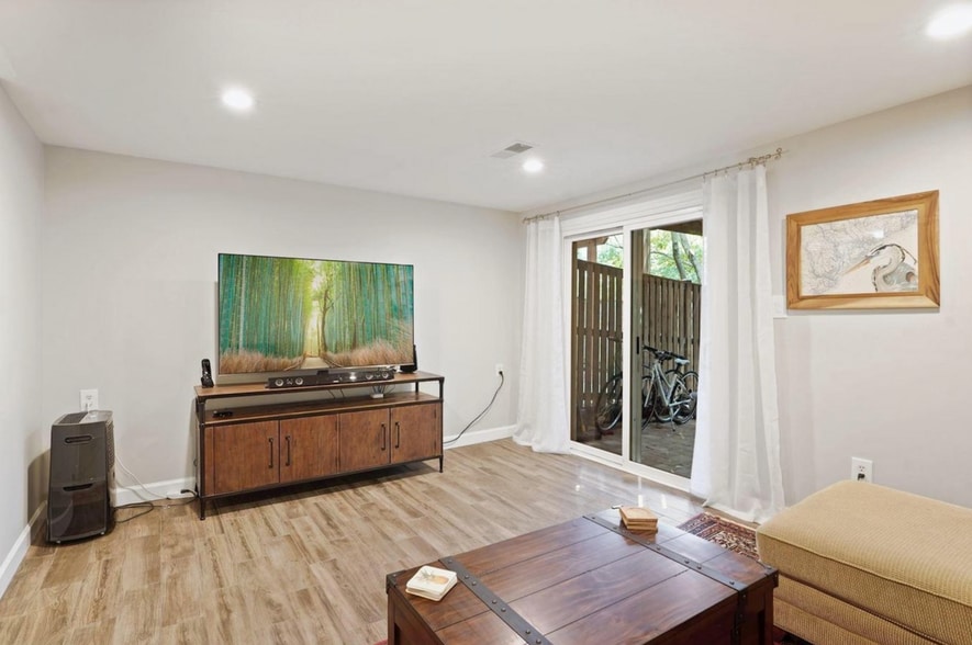 Building Photo - 7733 Marshall Heights Ct