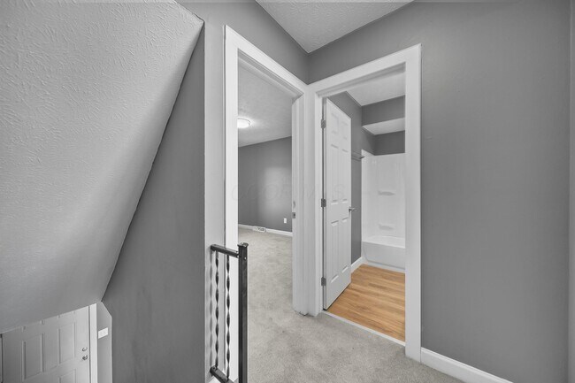 Building Photo - 3654 Arnelle Rd