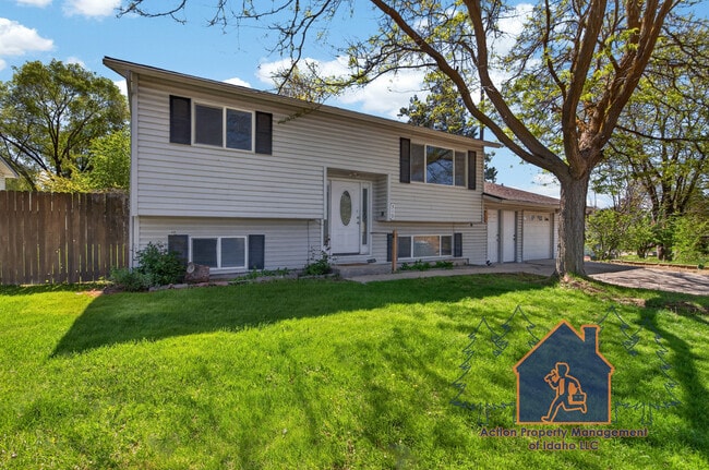Building Photo - 510 Elmwood Dr