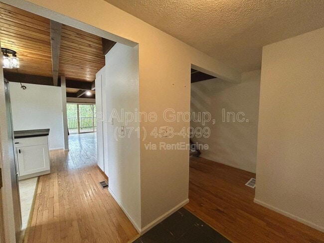 Building Photo - 4905 SW 152nd Ave