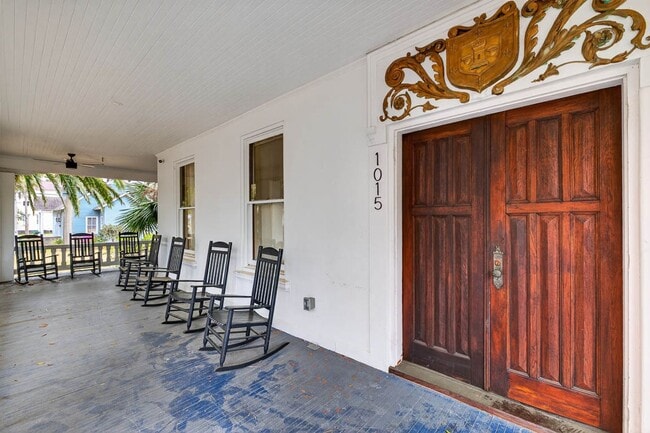 Building Photo - 1015 Union St