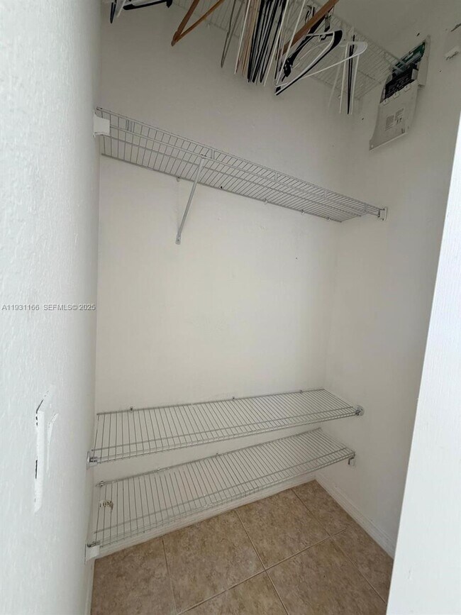 Building Photo - 2221 NE 37th Terrace