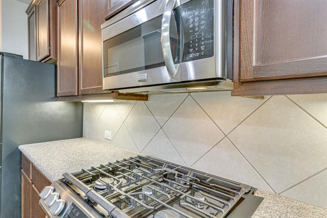 Building Photo - 4772 Bridgewater St