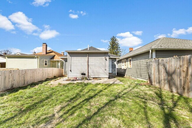 Building Photo - 5953 Rawles Ave