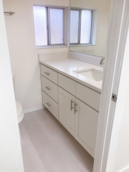 Building Photo - 1100 Turner St