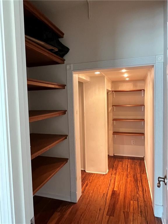 Building Photo - 1265 Wondering Way