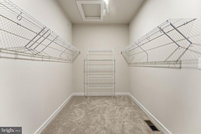 Building Photo - 2136 Glacier Rd