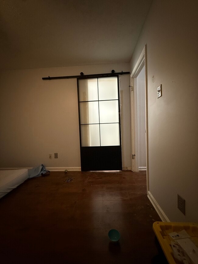 Building Photo - 5 Markwood Ln