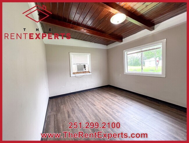 Building Photo - 226 Hildersheim Dr