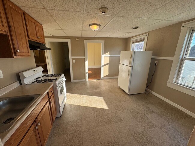 Building Photo - 37 Fulton St