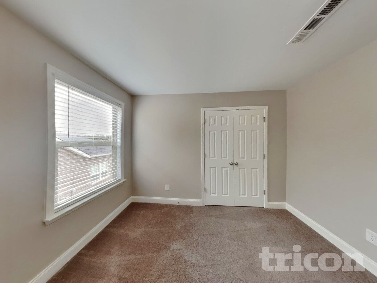 Building Photo - 1363 Coates Ln