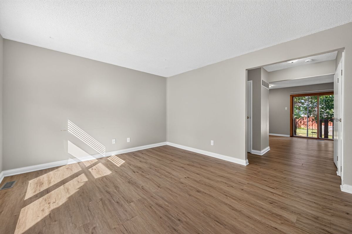 Building Photo - 13391 Hiddendale Ln