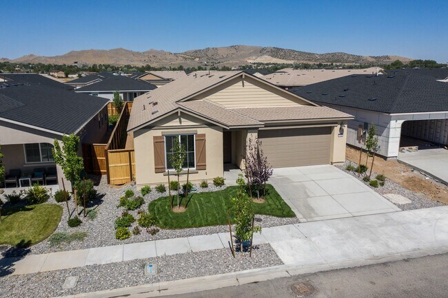 Building Photo - Newly constructed home in Golden Valley, 4...