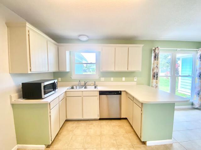Building Photo - 303 Primrose Cir