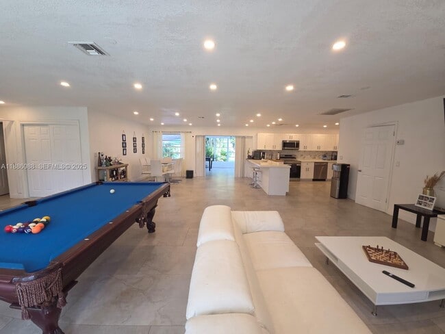 Building Photo - 14001 Mustang Trail