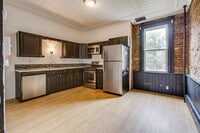 Building Photo - 836 Industry St