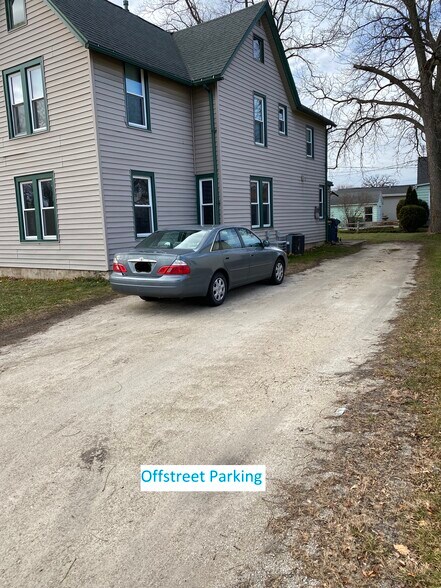 Building Photo - 310 Superior St