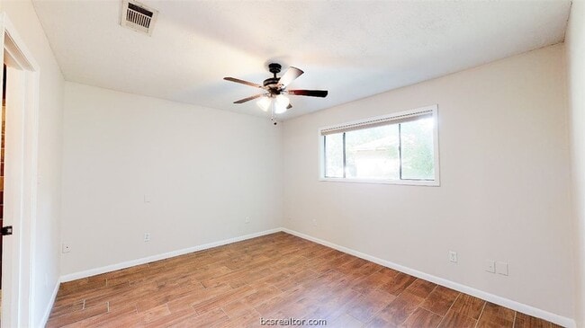 Building Photo - 1418 Magnolia Dr