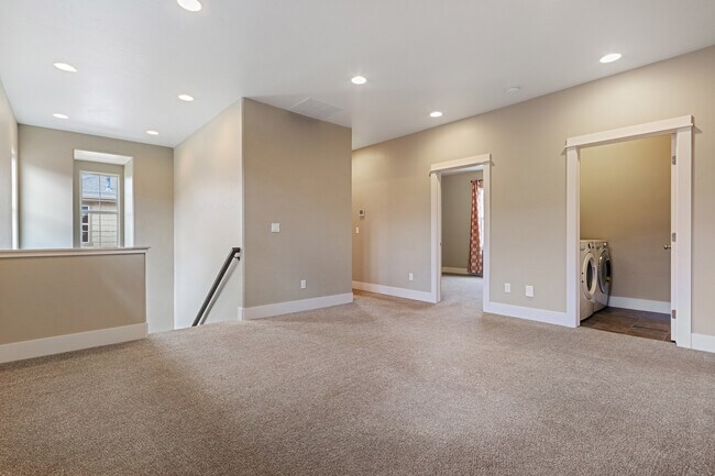 Building Photo - 3846 S Caddis Pl