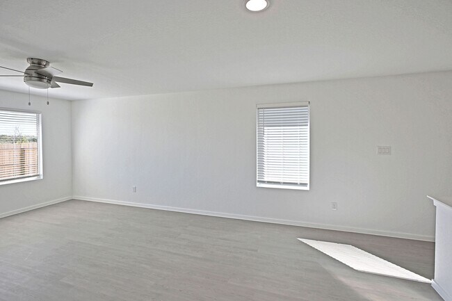 Building Photo - 1838 Musk Rose