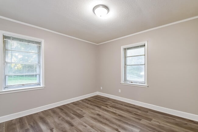 Building Photo - 5041 Davis Cove