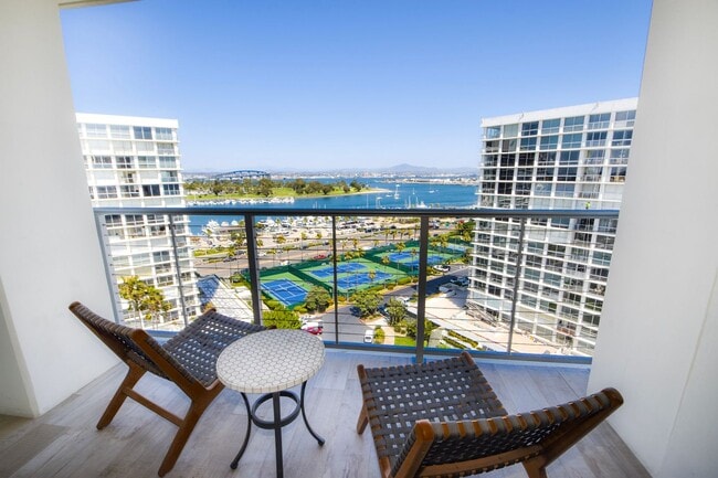 Building Photo - 1720 Avenida Del Mundo