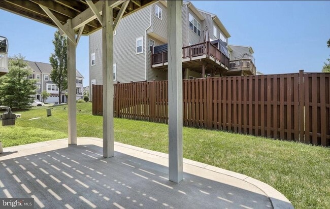 Building Photo - 109 Bellingham Dr