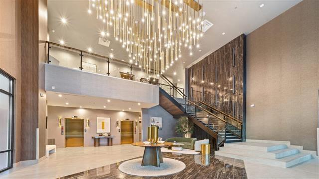 Primary Photo - 1900 S Ervay St