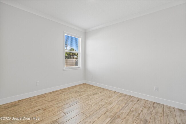 Building Photo - 82 Hubble Ln