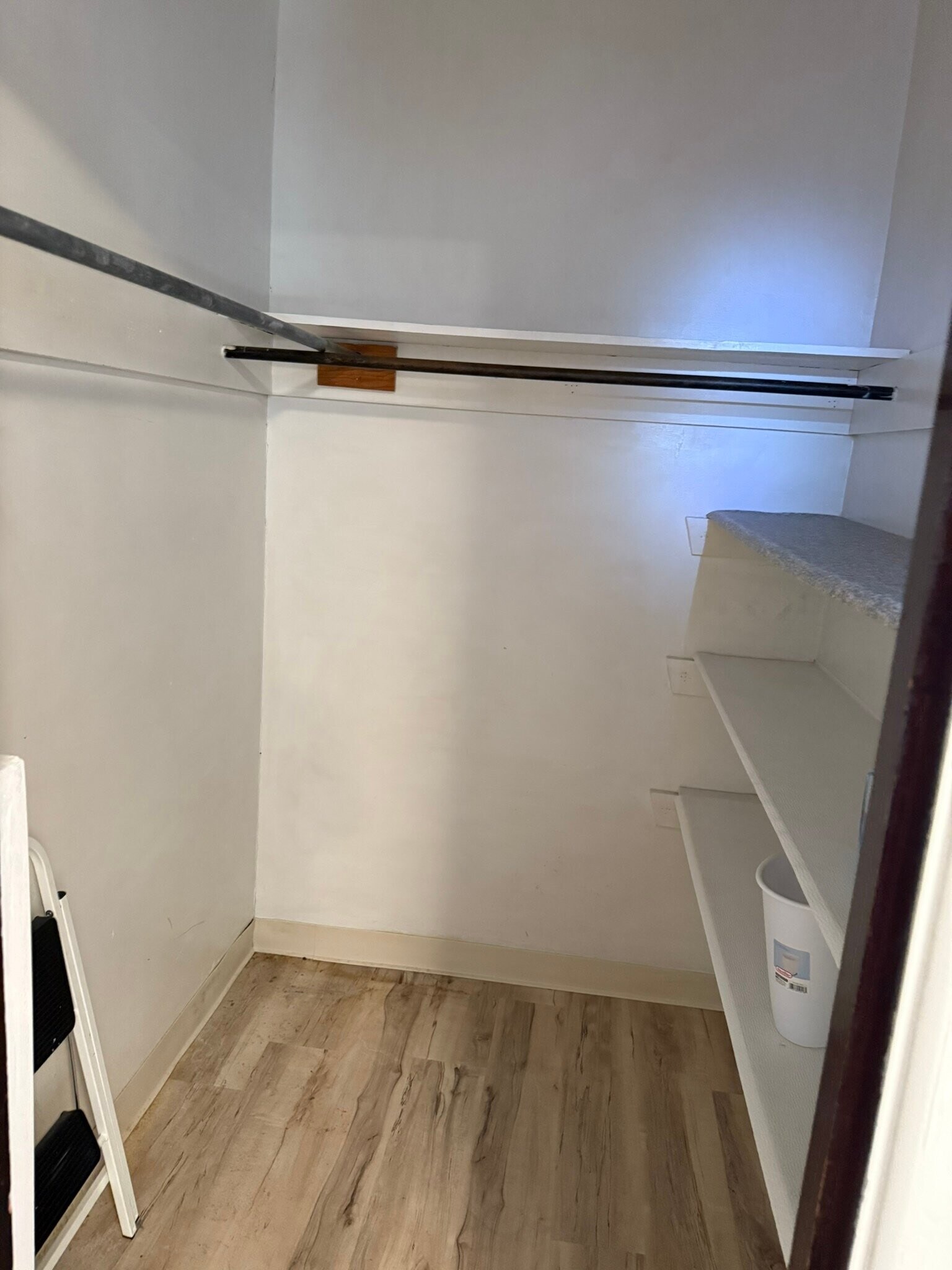 Building Photo - 5710 Phillips Ave