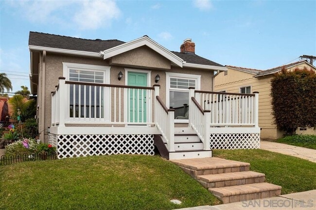Building Photo - !!!CHARMING 4 BED 1 BATH HOME, DETACHED GA...