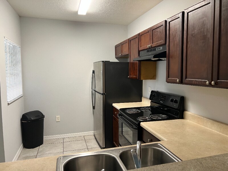 Building Photo - 6431 Cypressdale Dr