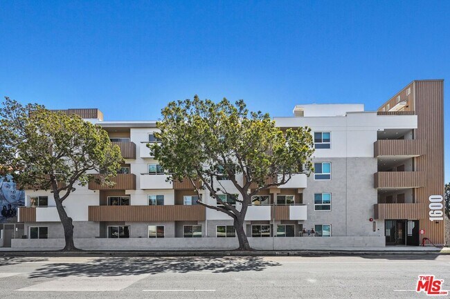 Building Photo - 1600 Venice Blvd.
