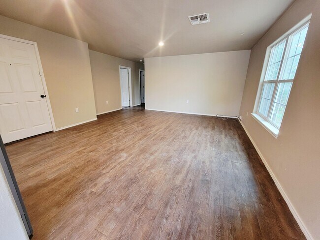 Building Photo - 110 82nd St