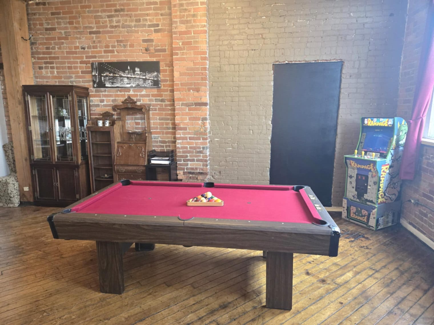 Building Photo - 227 Iron St