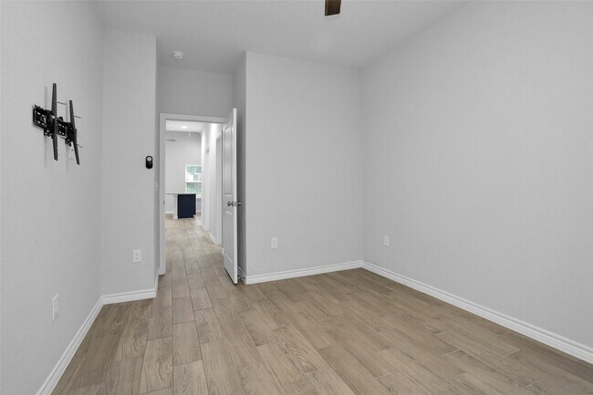 Building Photo - 16426 Eastchase St