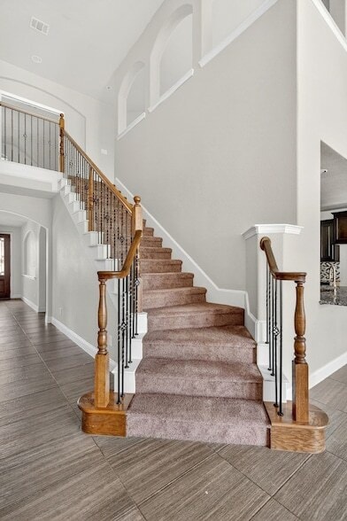 Building Photo - 1012 Summer Ln